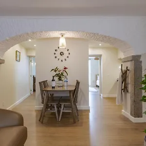https://peixeira-studios-and-apartments.hotels-lisbon-portugal.com
